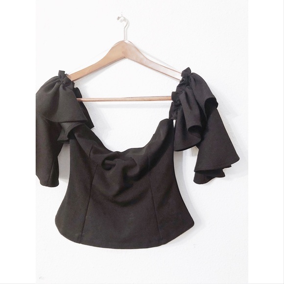 Gibiu Tops - Gibiu ruffled sleeve off the shoulder crop top